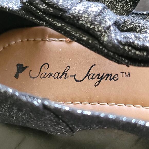 NEW - SARAH JAYNE Sandals Metallic Flats Boho Cut Outs Size 6 Black & Silver - Picture 7 of 9